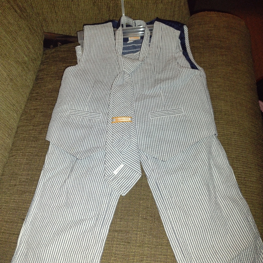 Baby clothes